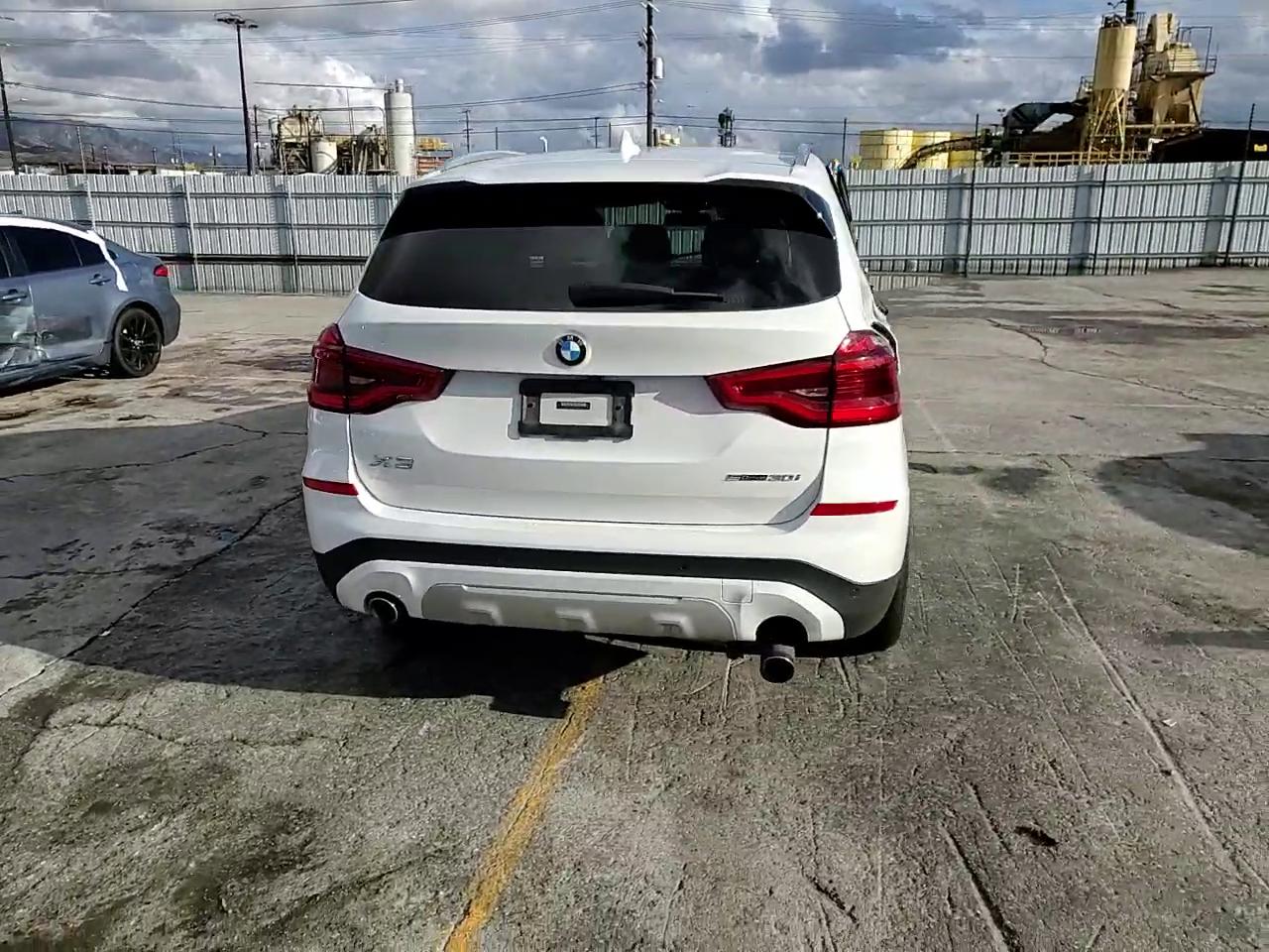 Фото: 5UXTY3C00L9D46229