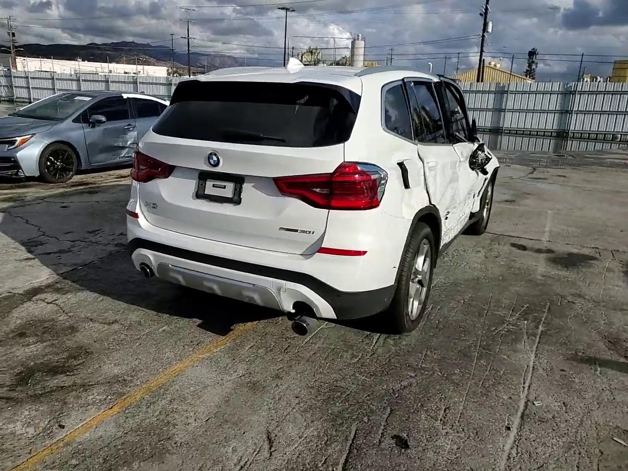 Фото: 5UXTY3C00L9D46229