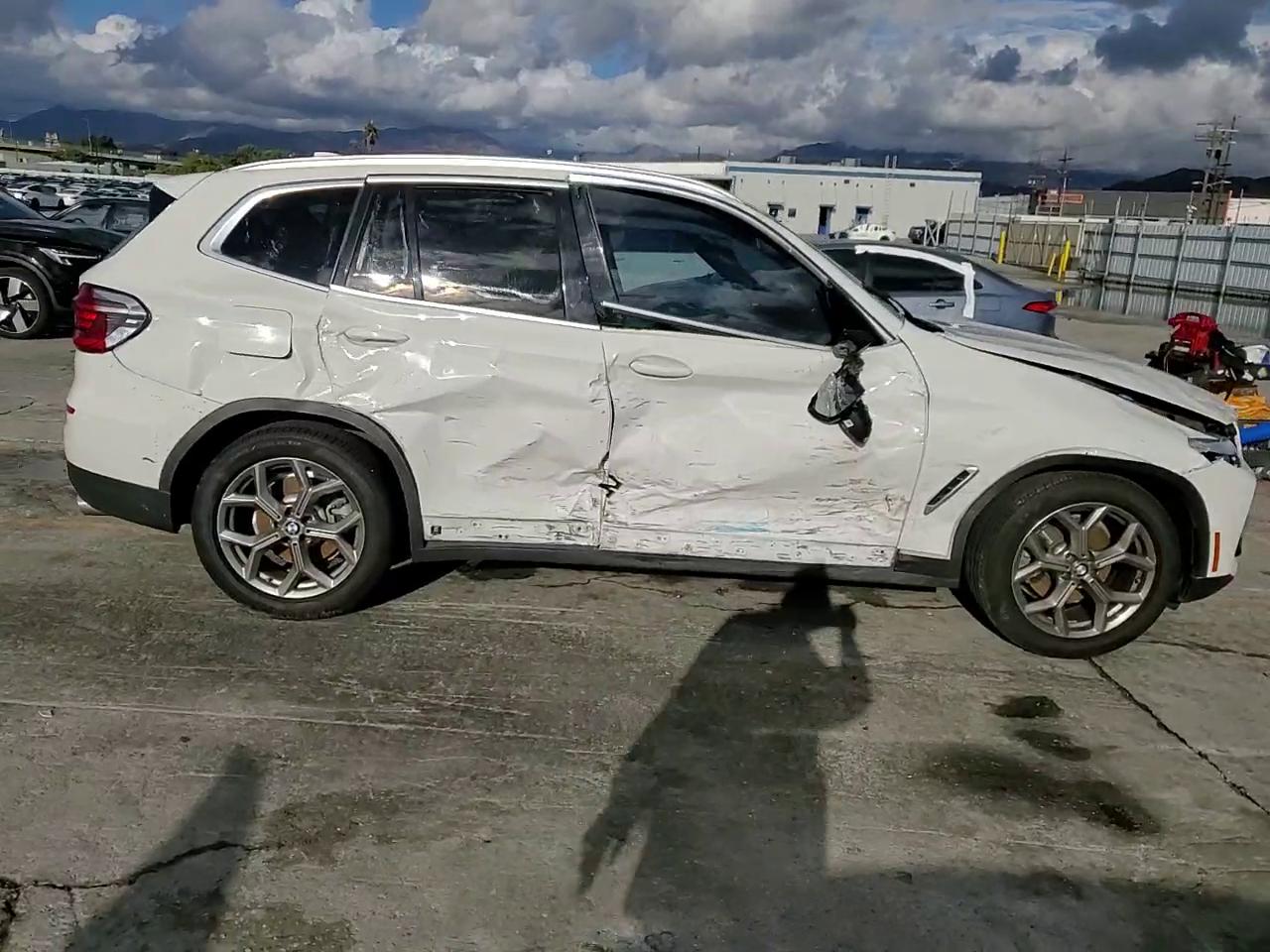 Фото: 5UXTY3C00L9D46229