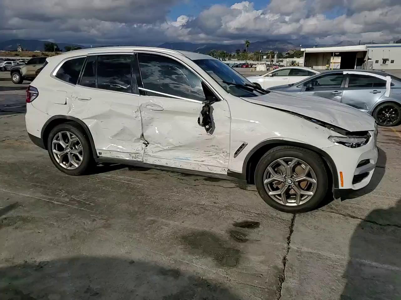 Фото: 5UXTY3C00L9D46229