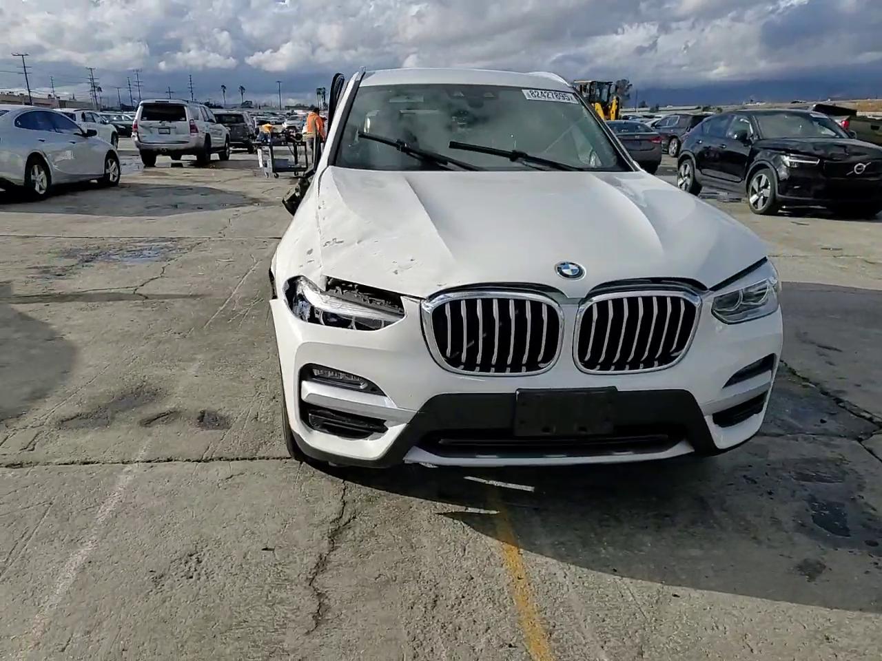 Фото: 5UXTY3C00L9D46229