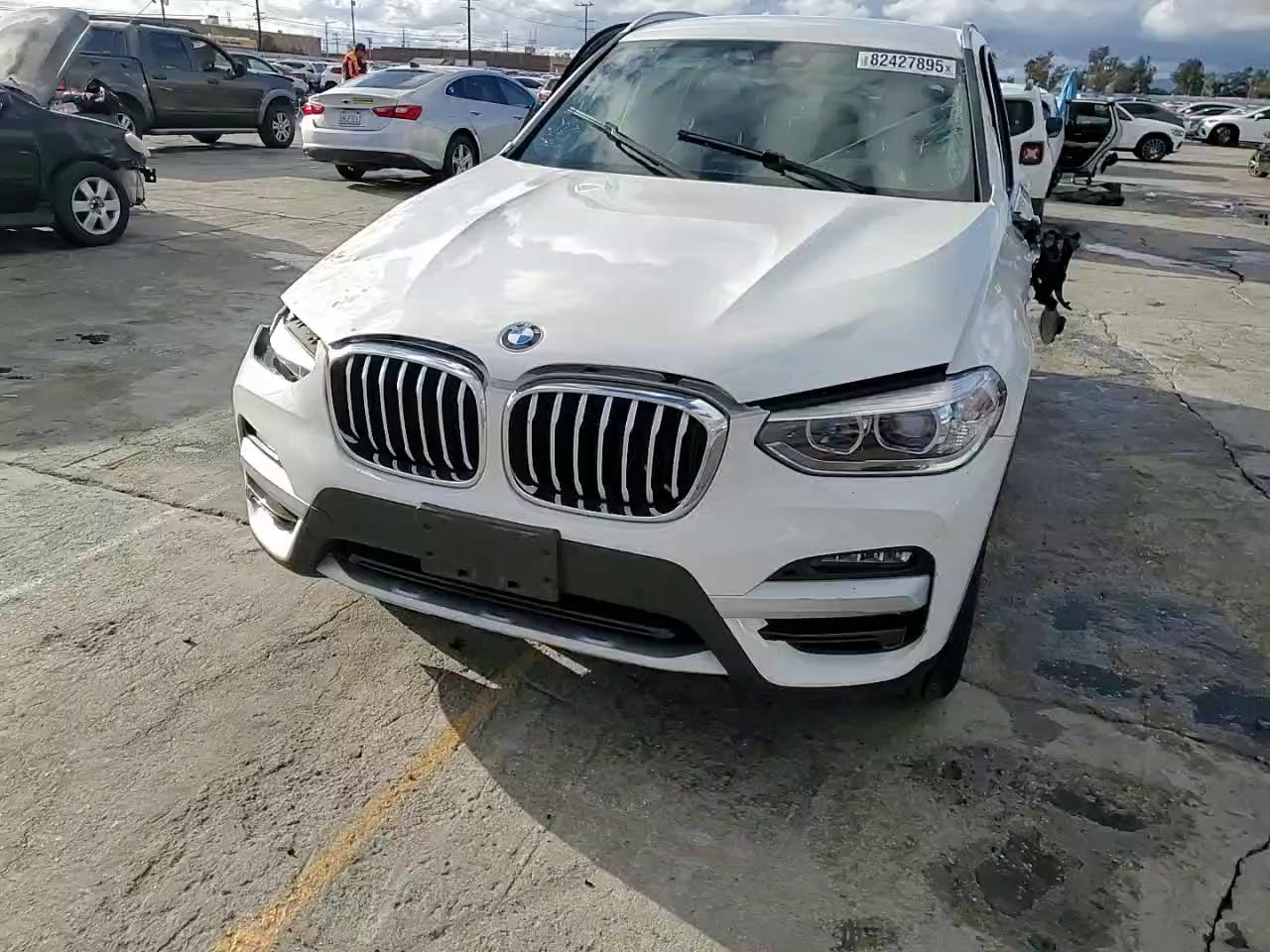 Фото: 5UXTY3C00L9D46229