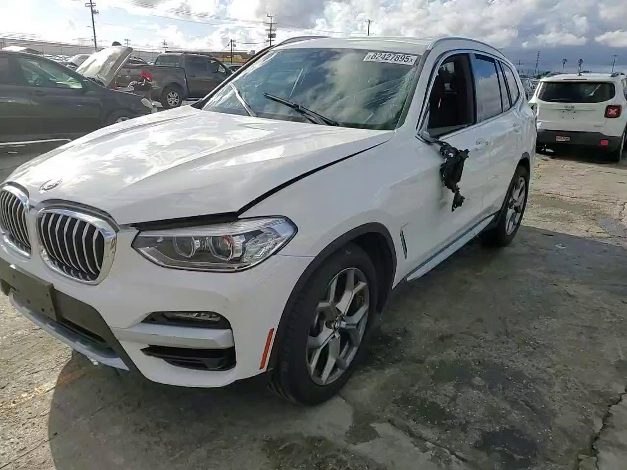 Фото: 5UXTY3C00L9D46229