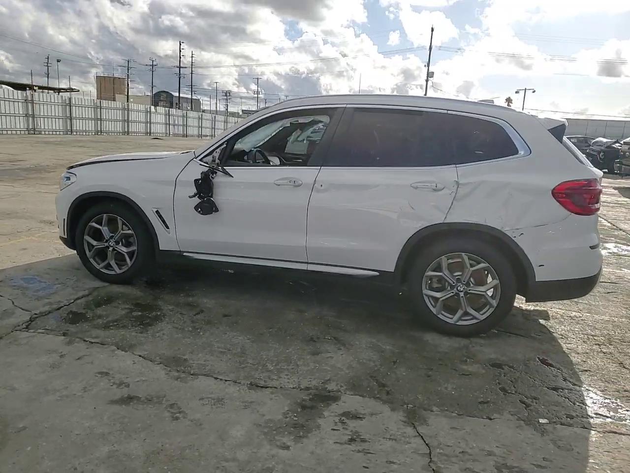 Фото: 5UXTY3C00L9D46229