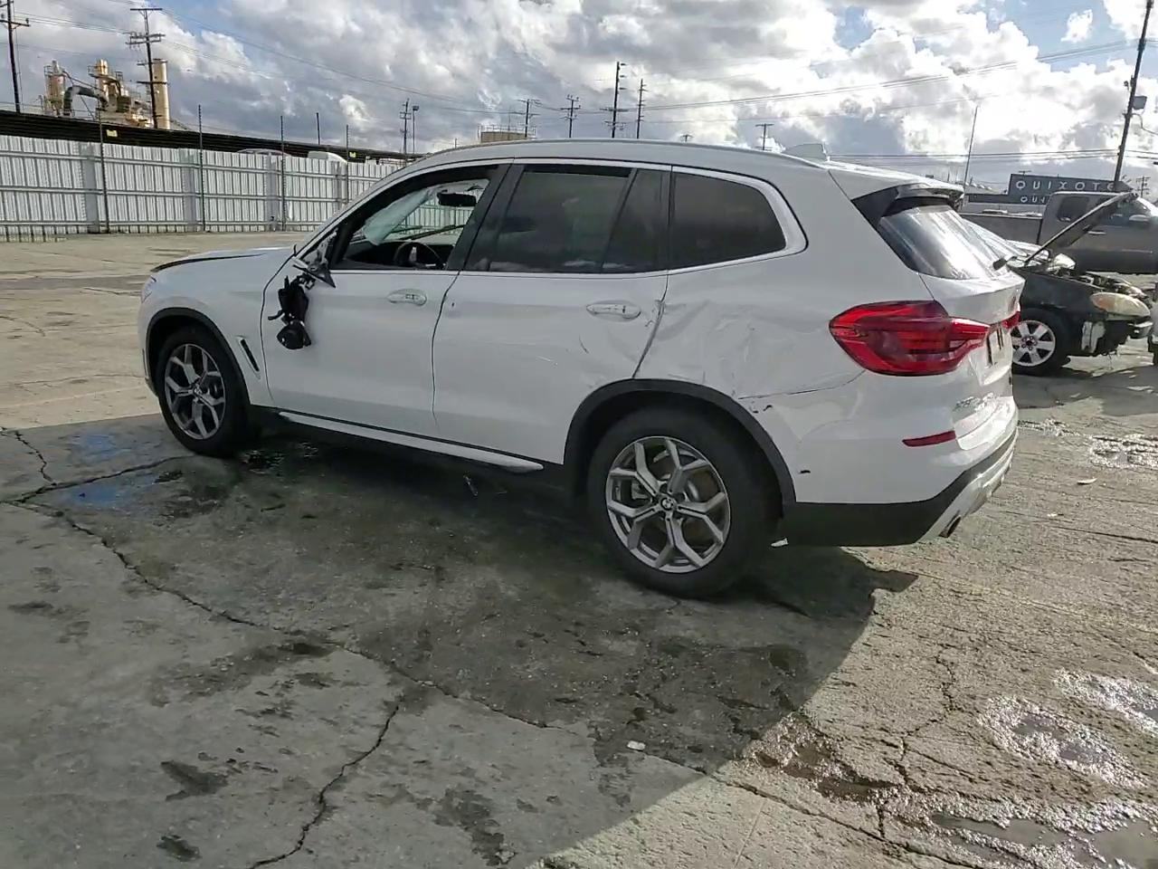 Фото: 5UXTY3C00L9D46229