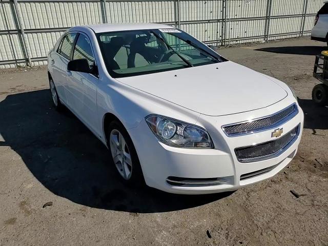 2009 Chevrolet Malibu Ls VIN: 1G1ZG57B29F241388 Lot: 87007425