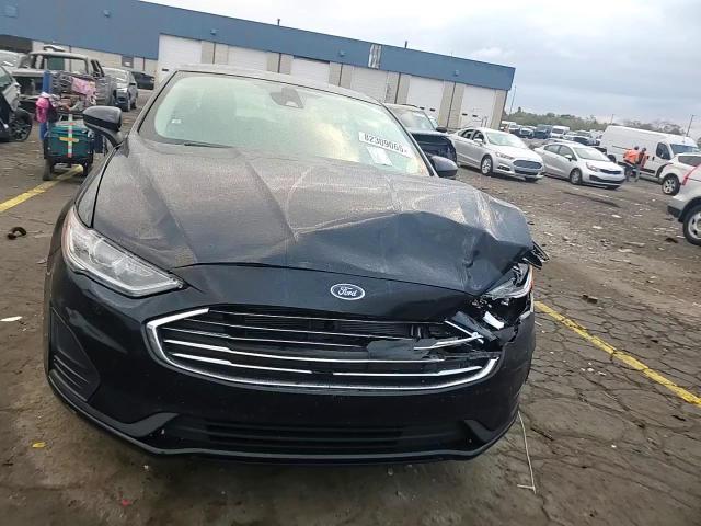 2019 Ford Fusion Se VIN: 3FA6P0HD2KR215126 Lot: 82309065