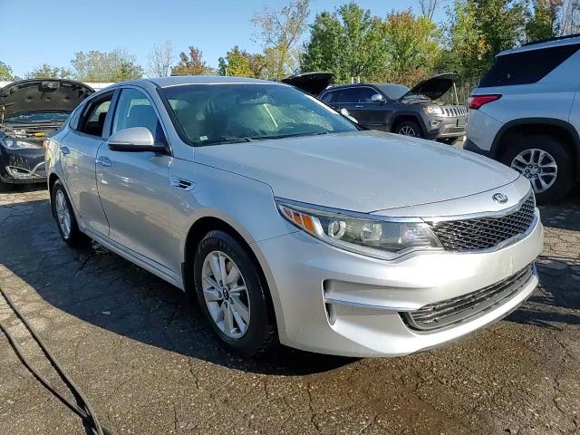 2018 Kia Optima Lx VIN: 5XXGT4L36JG219855 Lot: 82313385