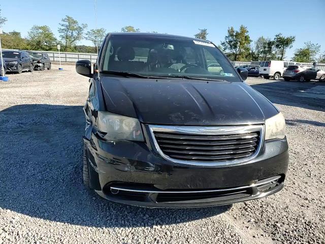 2015 Chrysler Town & Country S VIN: 2C4RC1HG0FR526164 Lot: 82346845
