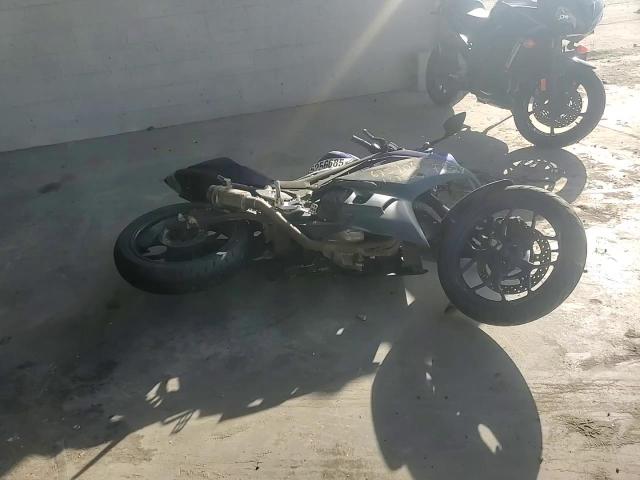 2024 Yamaha Yzfr3 A VIN: MH3RH18Y0RK013785 Lot: 85256685