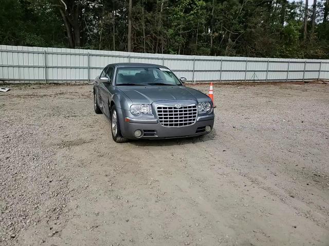 2006 Chrysler 300C VIN: 2C3KA63H56H297317 Lot: 82279895