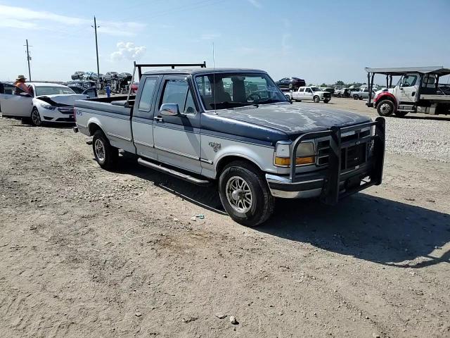 1992 Ford F250 VIN: 1FTHX25G6NKA77130 Lot: 82335015