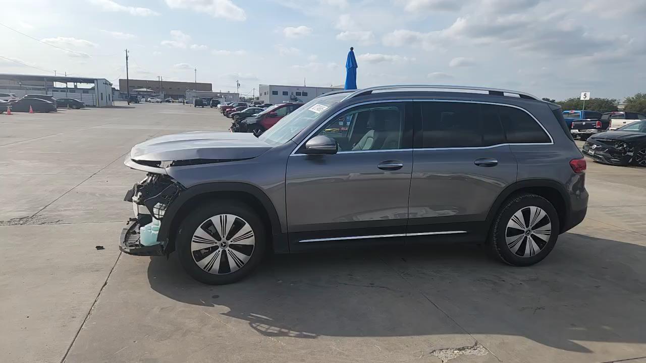 Фото: W1N9M0CB8PN070778