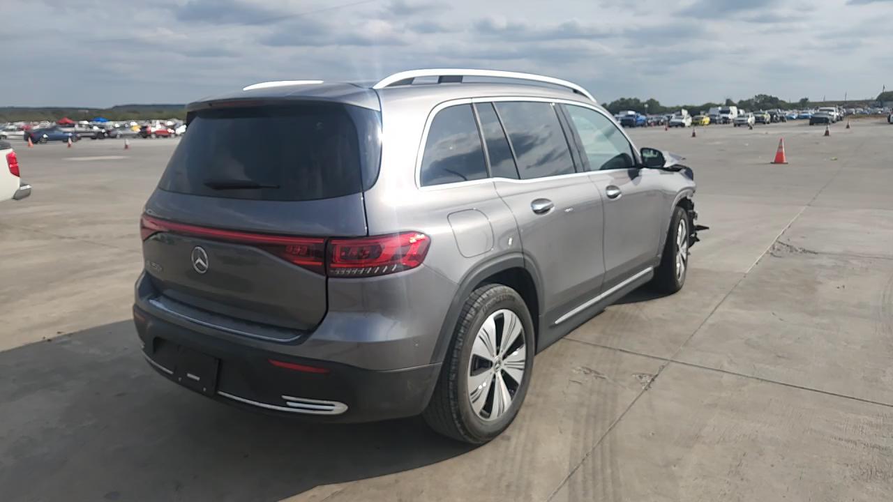 Фото: W1N9M0CB8PN070778