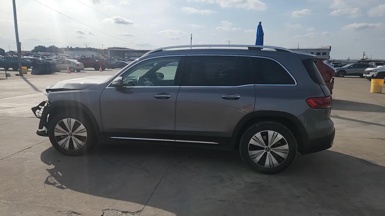 Фото: W1N9M0CB8PN070778