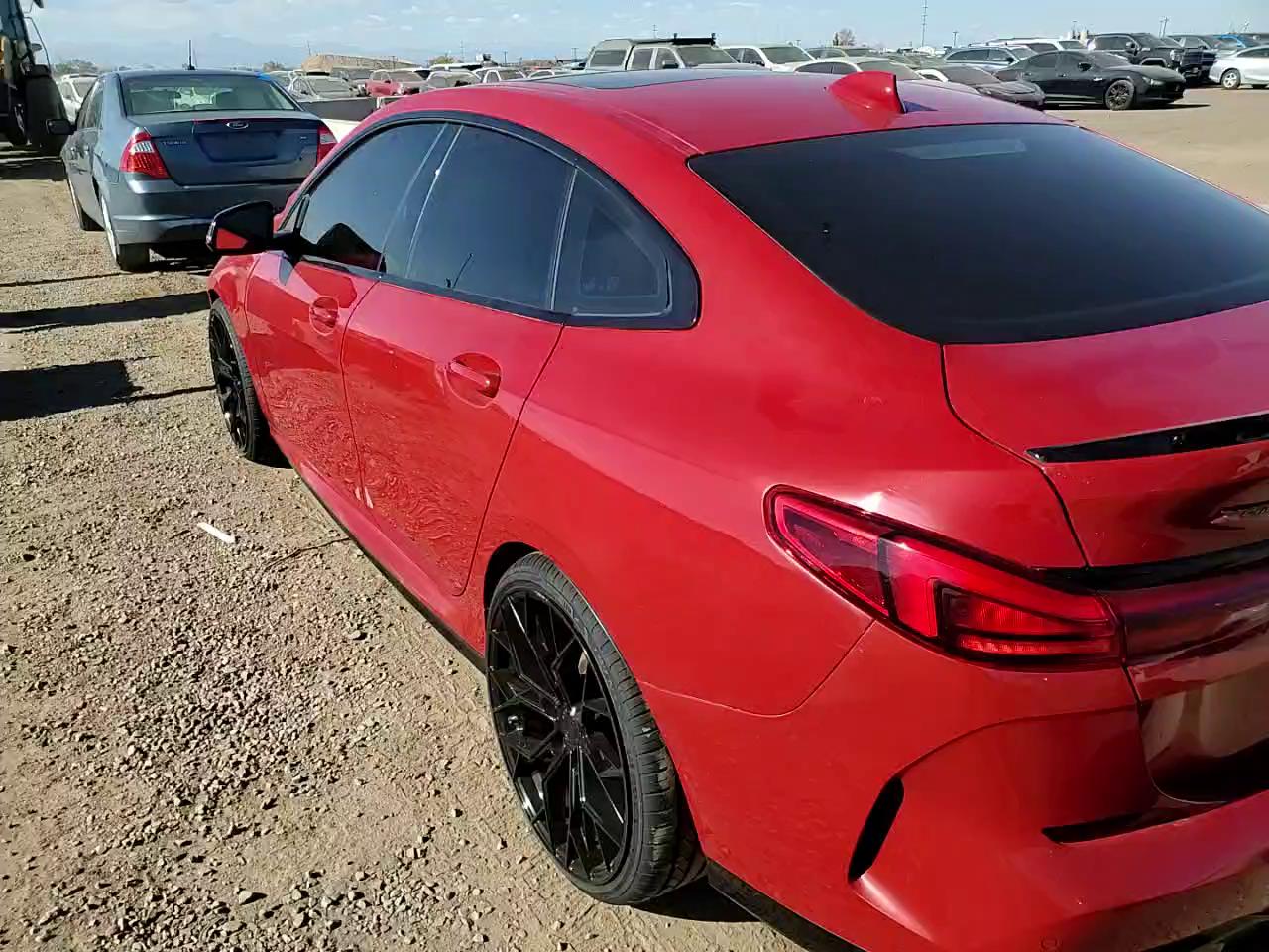 Фото: WBA13AL00M7H19209