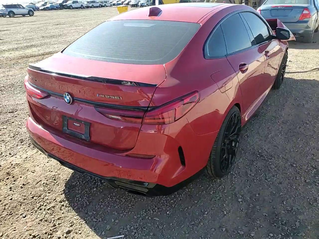 Фото: WBA13AL00M7H19209