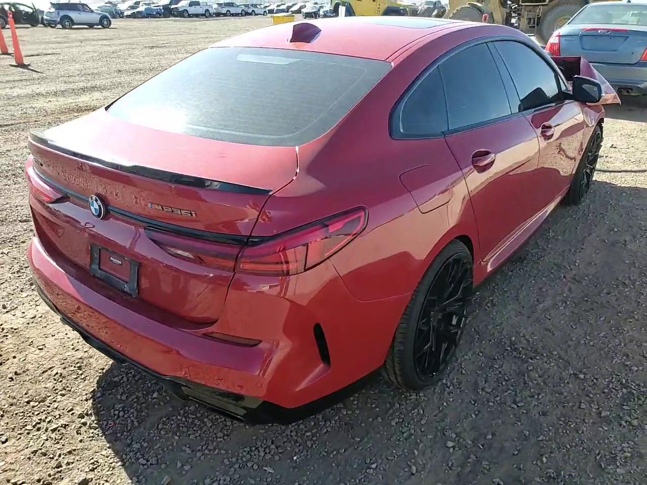 Фото: WBA13AL00M7H19209