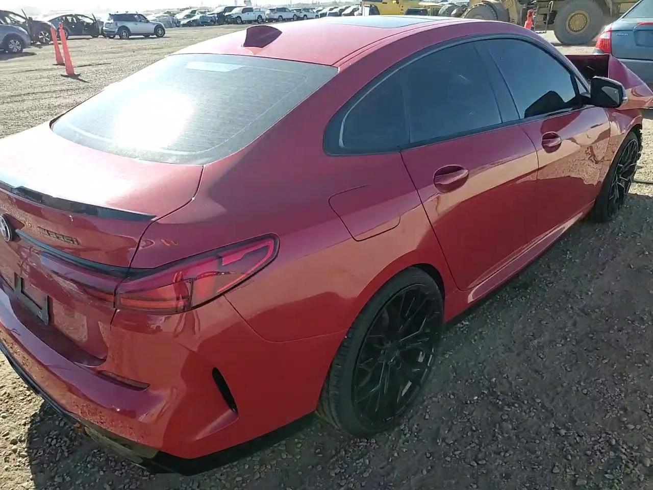 Фото: WBA13AL00M7H19209