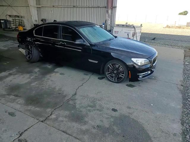 2013 BMW 750 I VIN: WBAYA8C53DD227538 Lot: 81894315