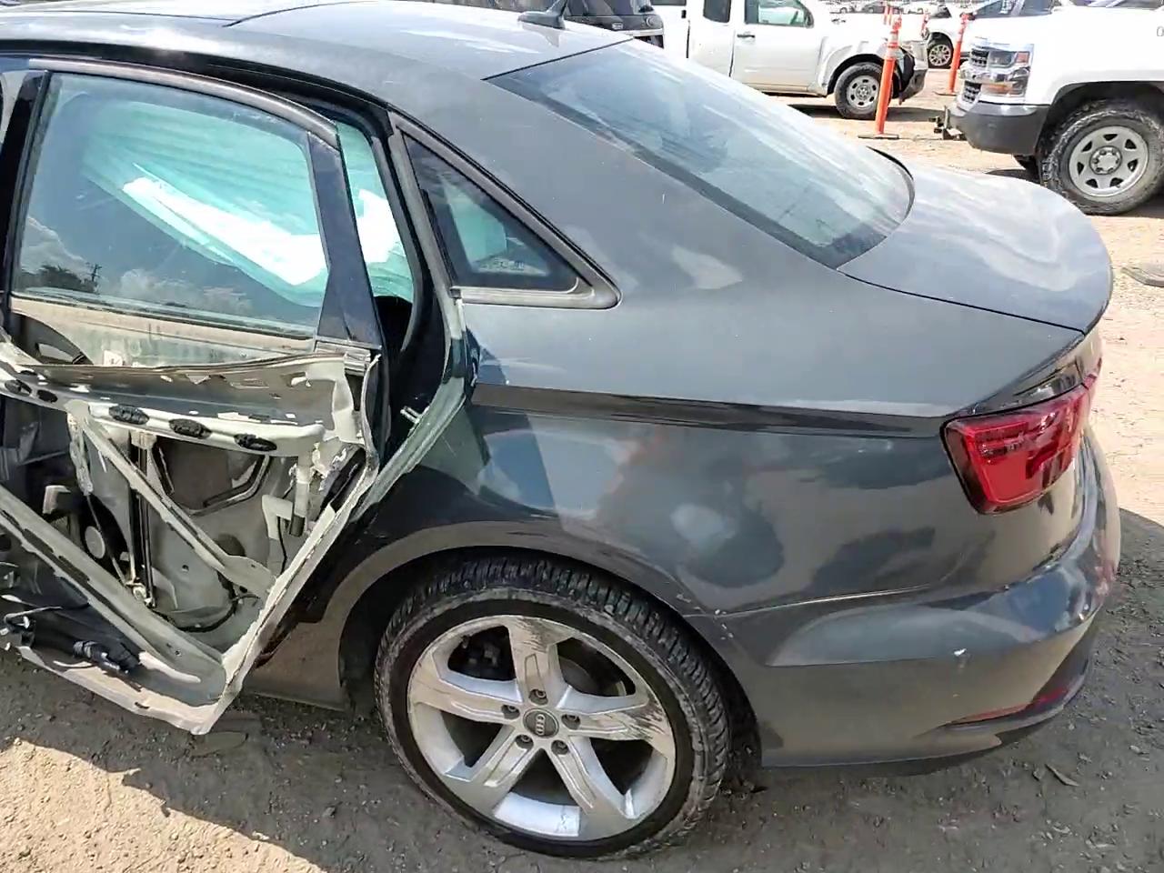 Фото: WAUAUGFF4H1043322