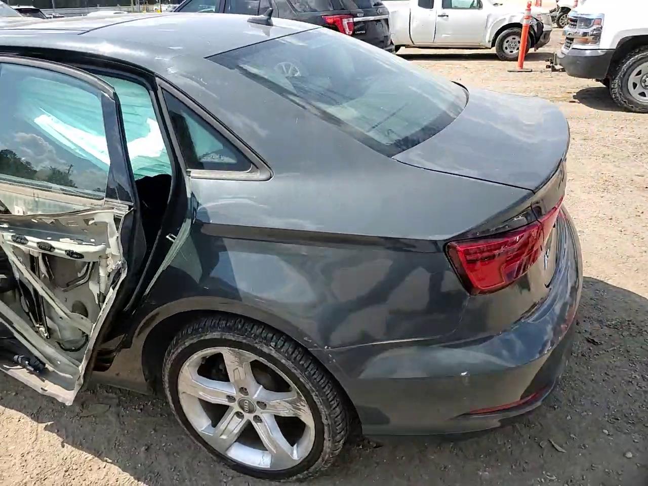 Фото: WAUAUGFF4H1043322