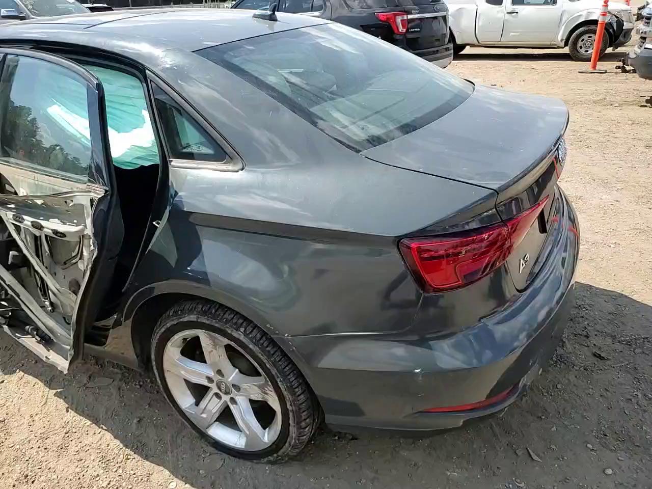 Фото: WAUAUGFF4H1043322