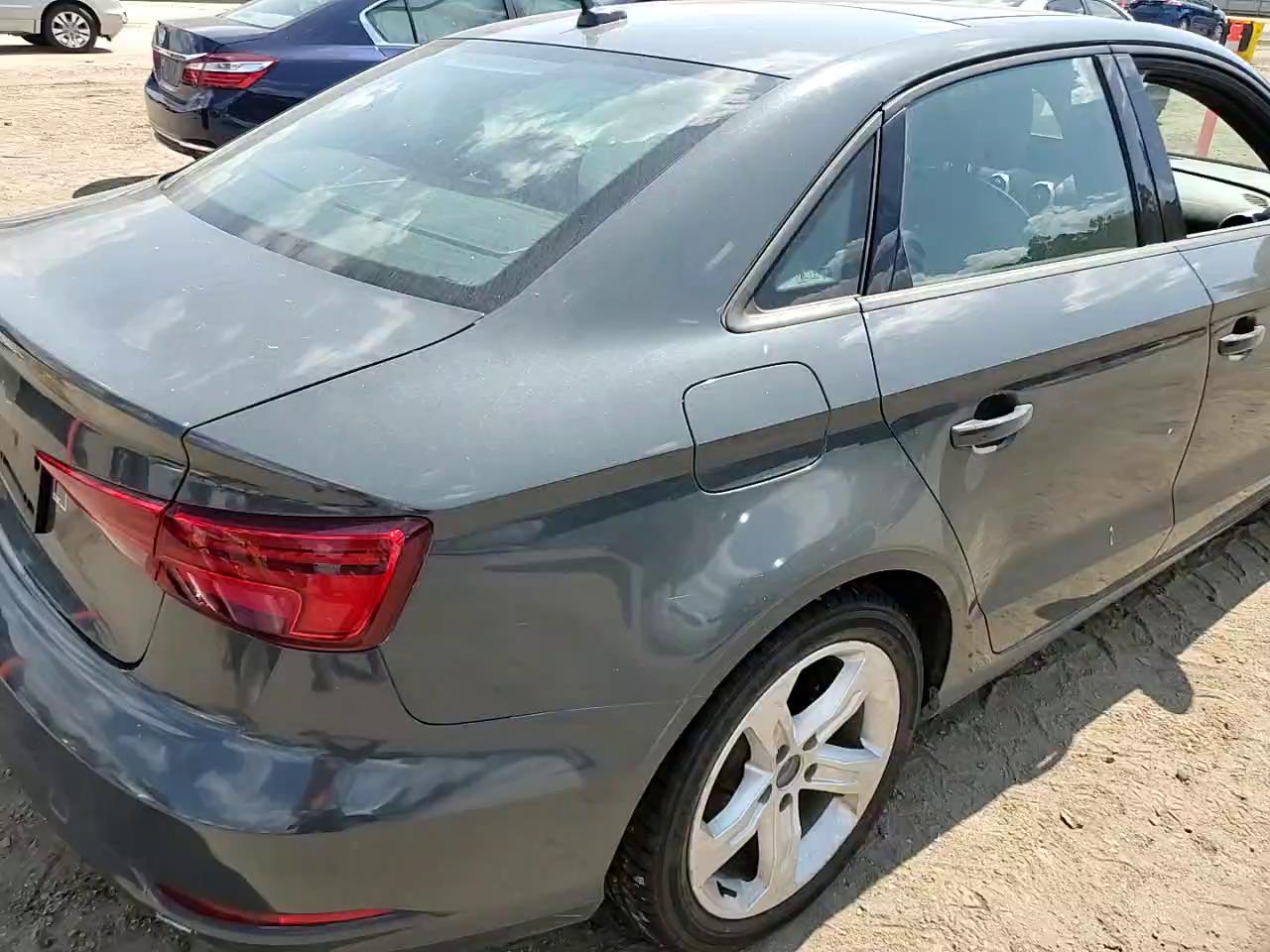 Фото: WAUAUGFF4H1043322