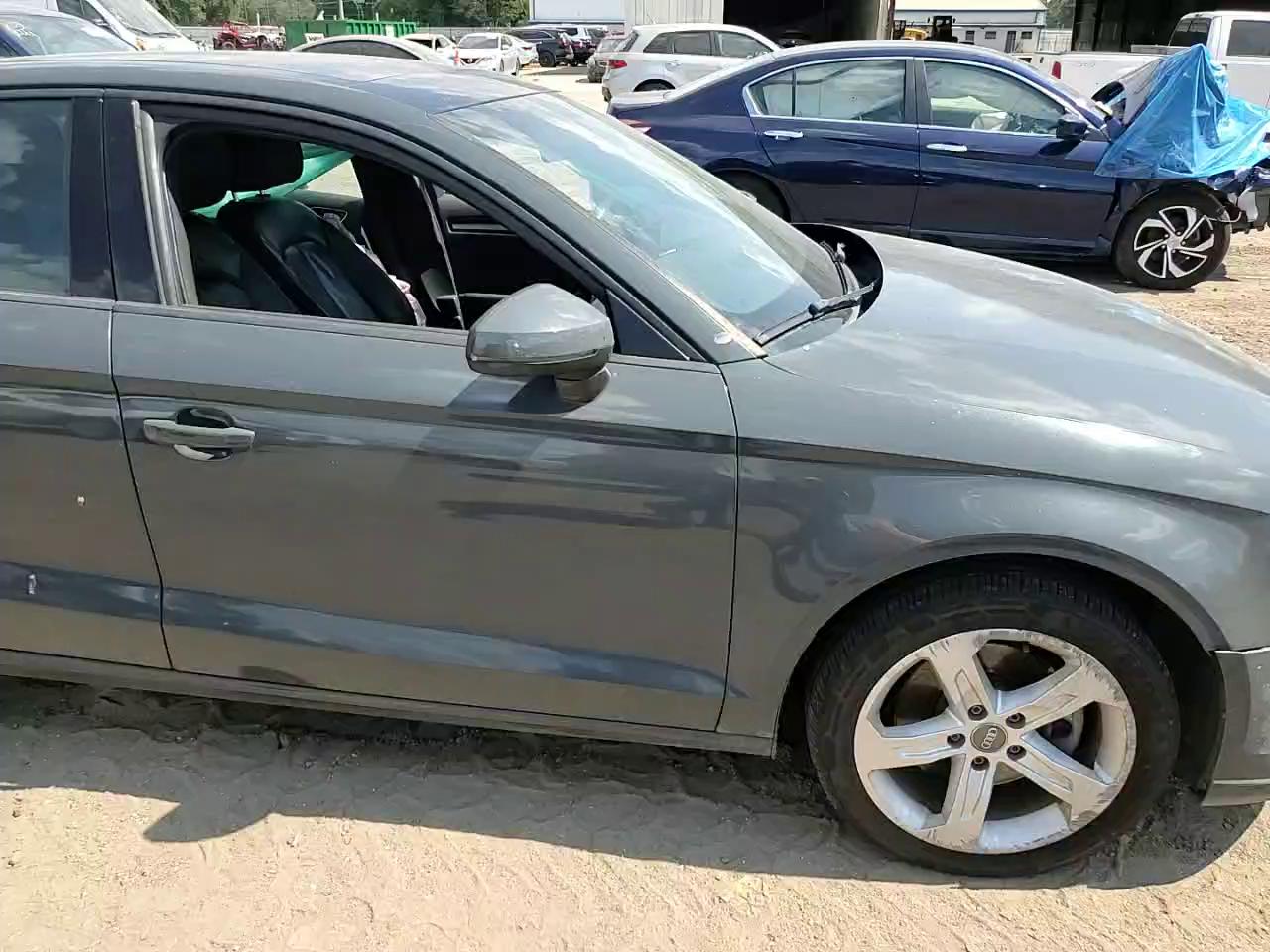 Фото: WAUAUGFF4H1043322