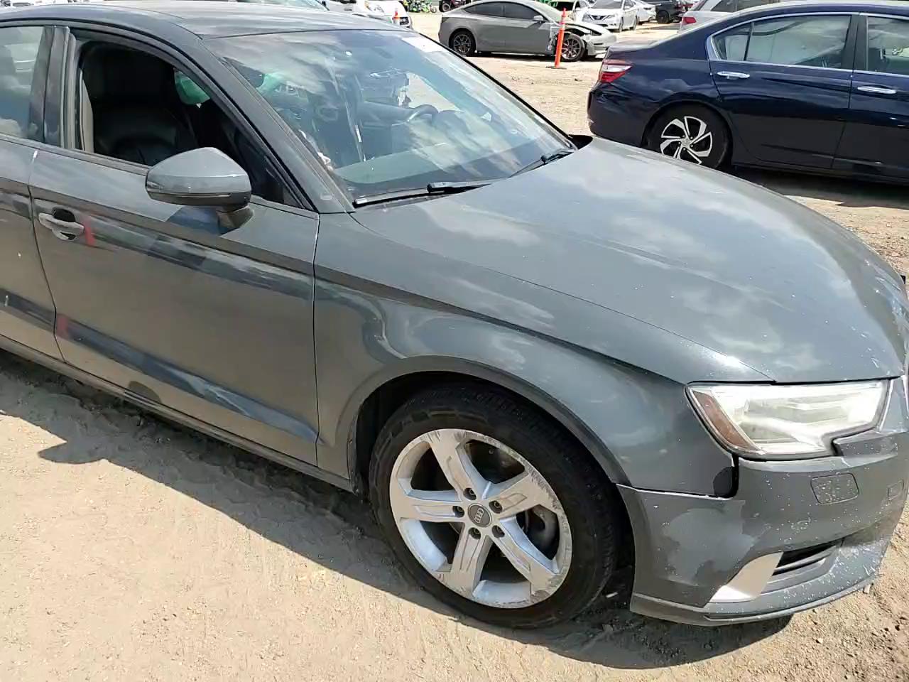 Фото: WAUAUGFF4H1043322