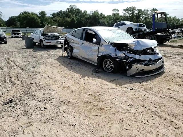 2020 Toyota Prius L VIN: JTDKARFU4L3118673 Lot: 84923155