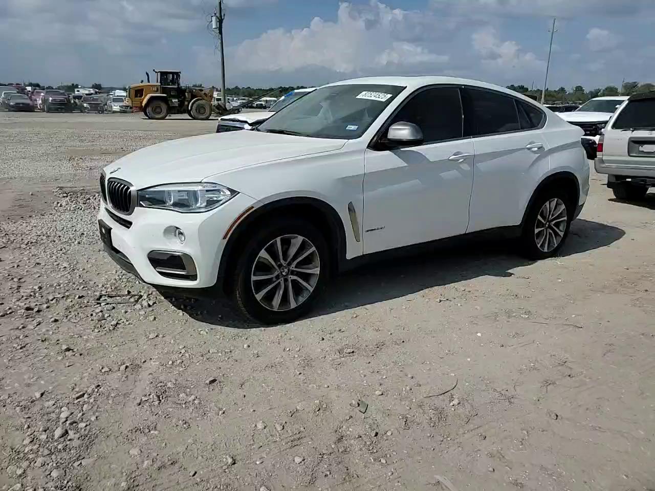 Фото: 5UXKU0C55J0G81344