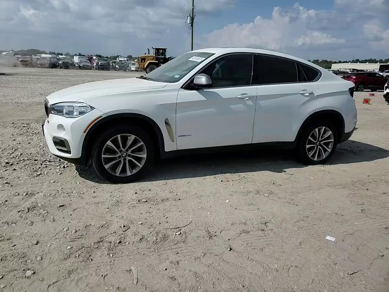 Фото: 5UXKU0C55J0G81344