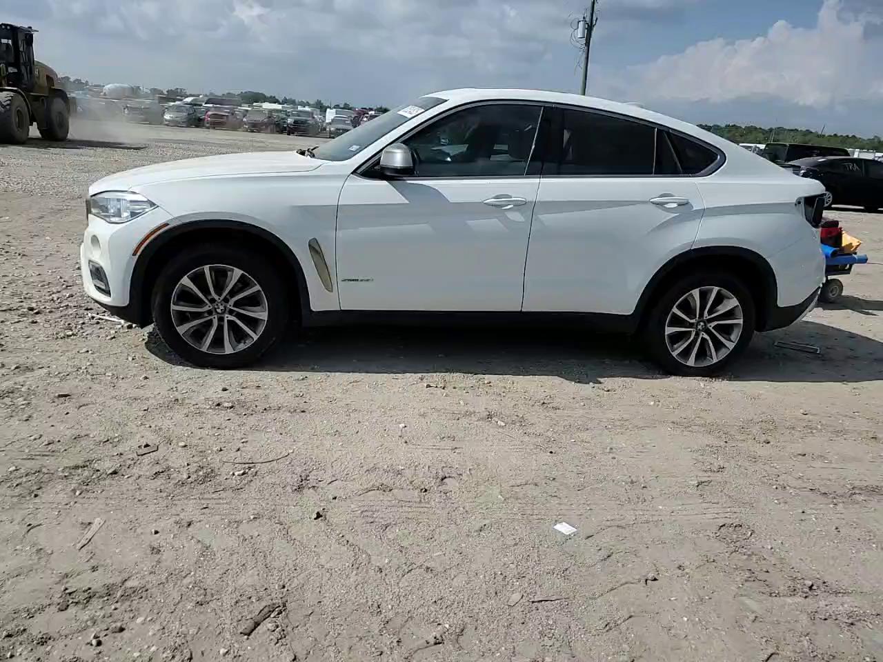 Фото: 5UXKU0C55J0G81344