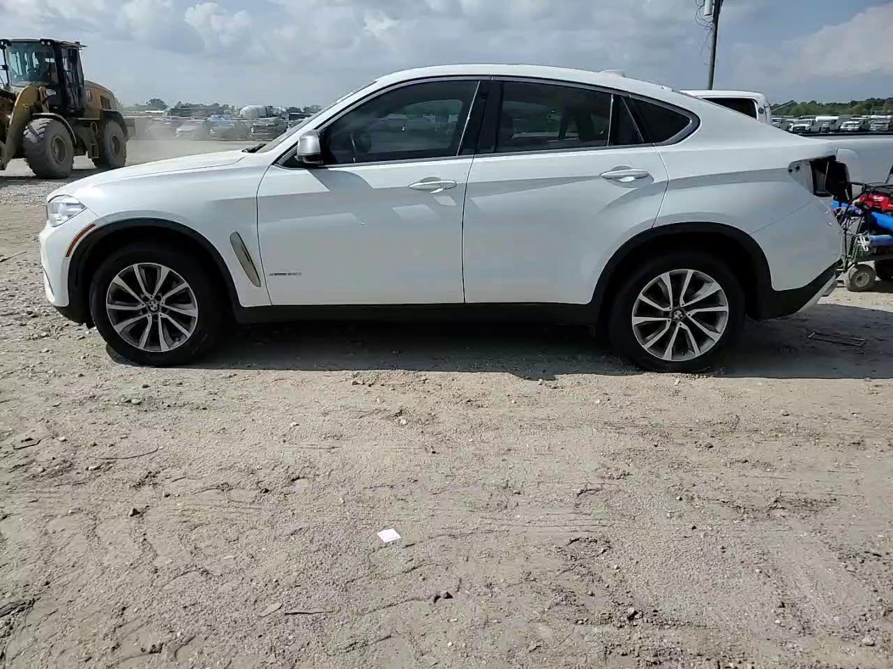 Фото: 5UXKU0C55J0G81344