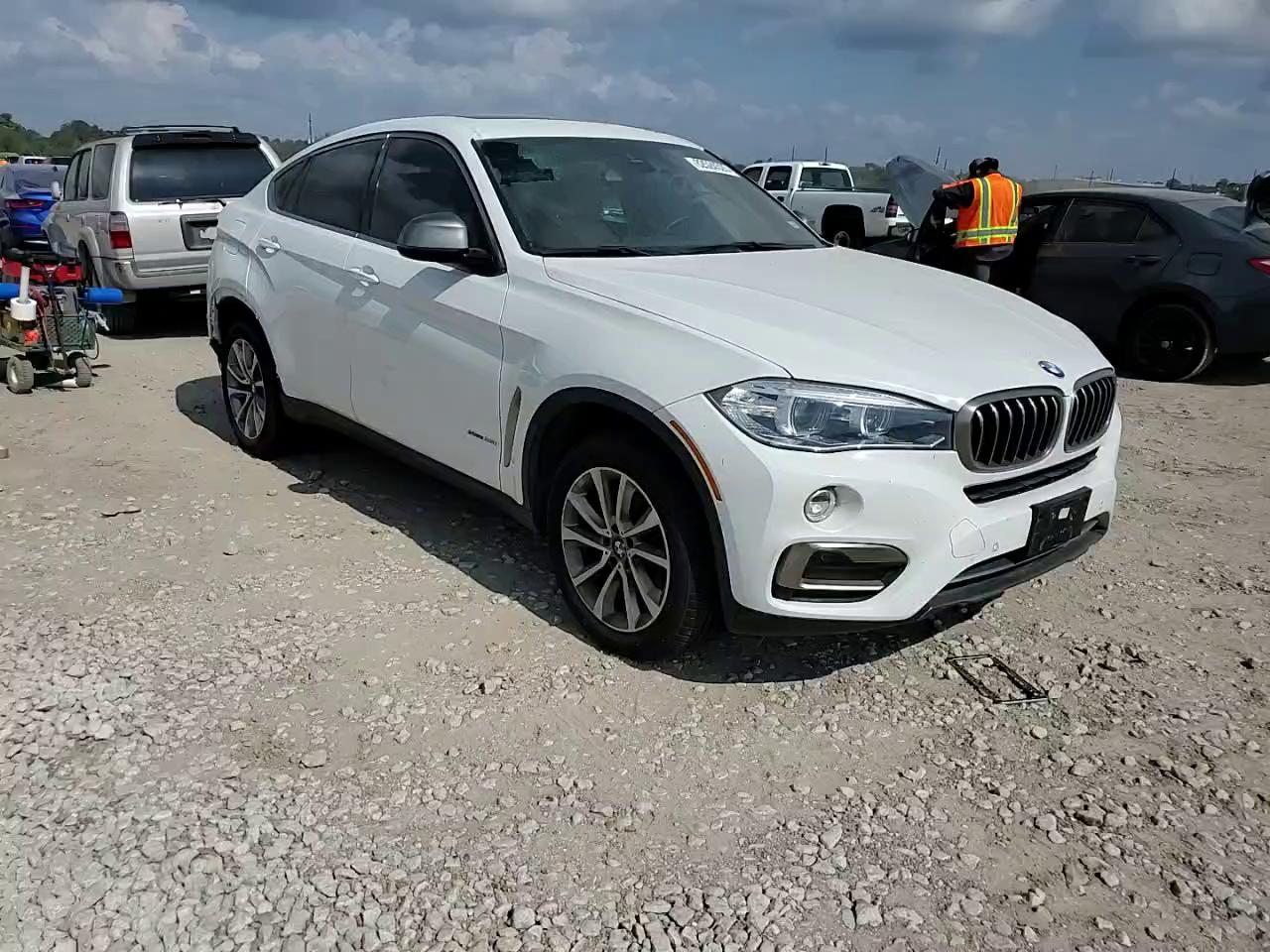 Фото: 5UXKU0C55J0G81344