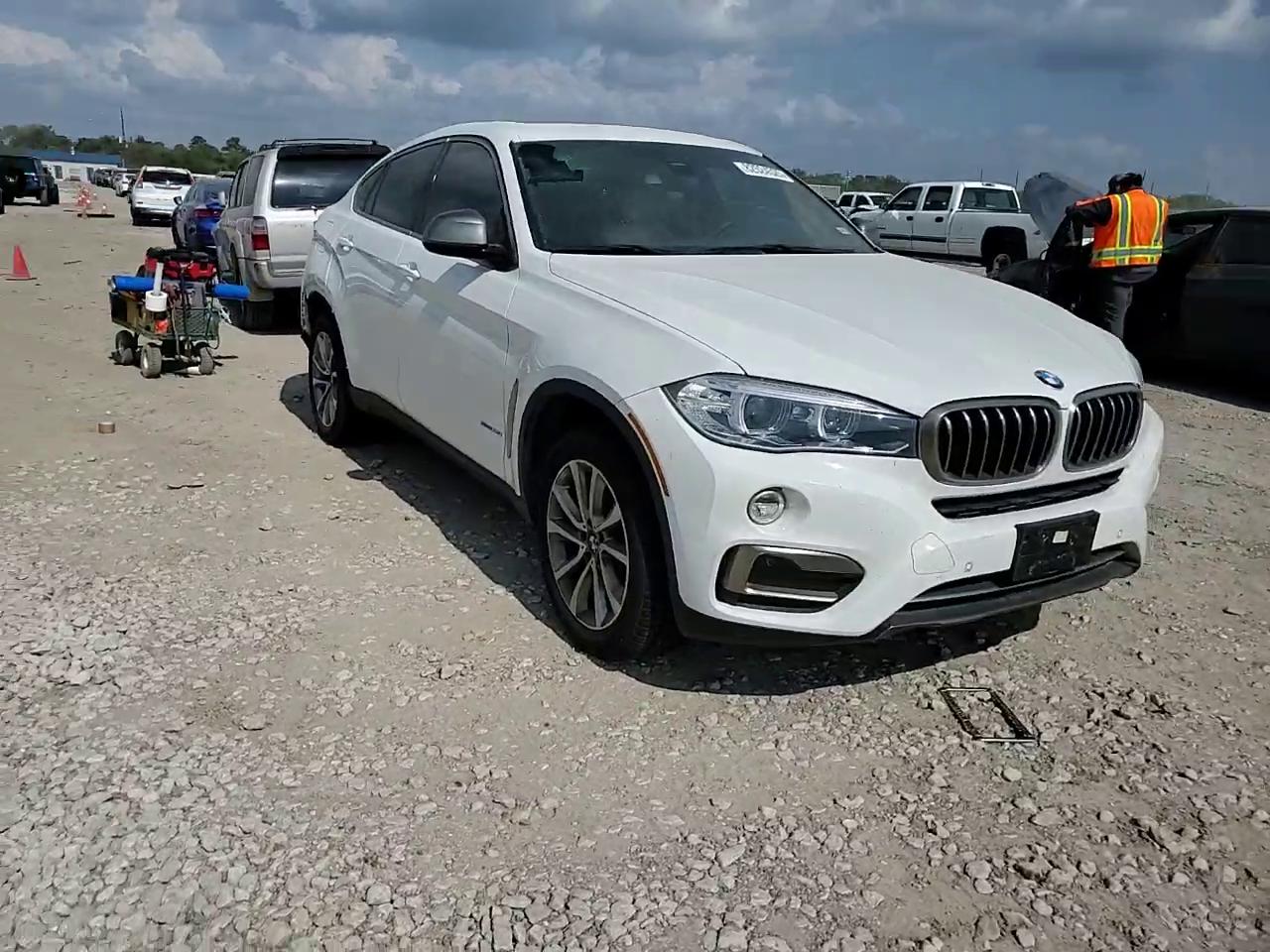 Фото: 5UXKU0C55J0G81344