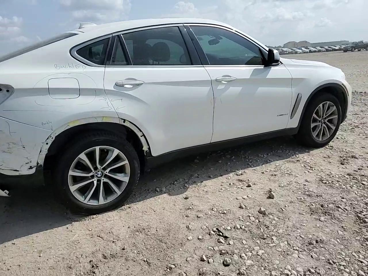 Фото: 5UXKU0C55J0G81344