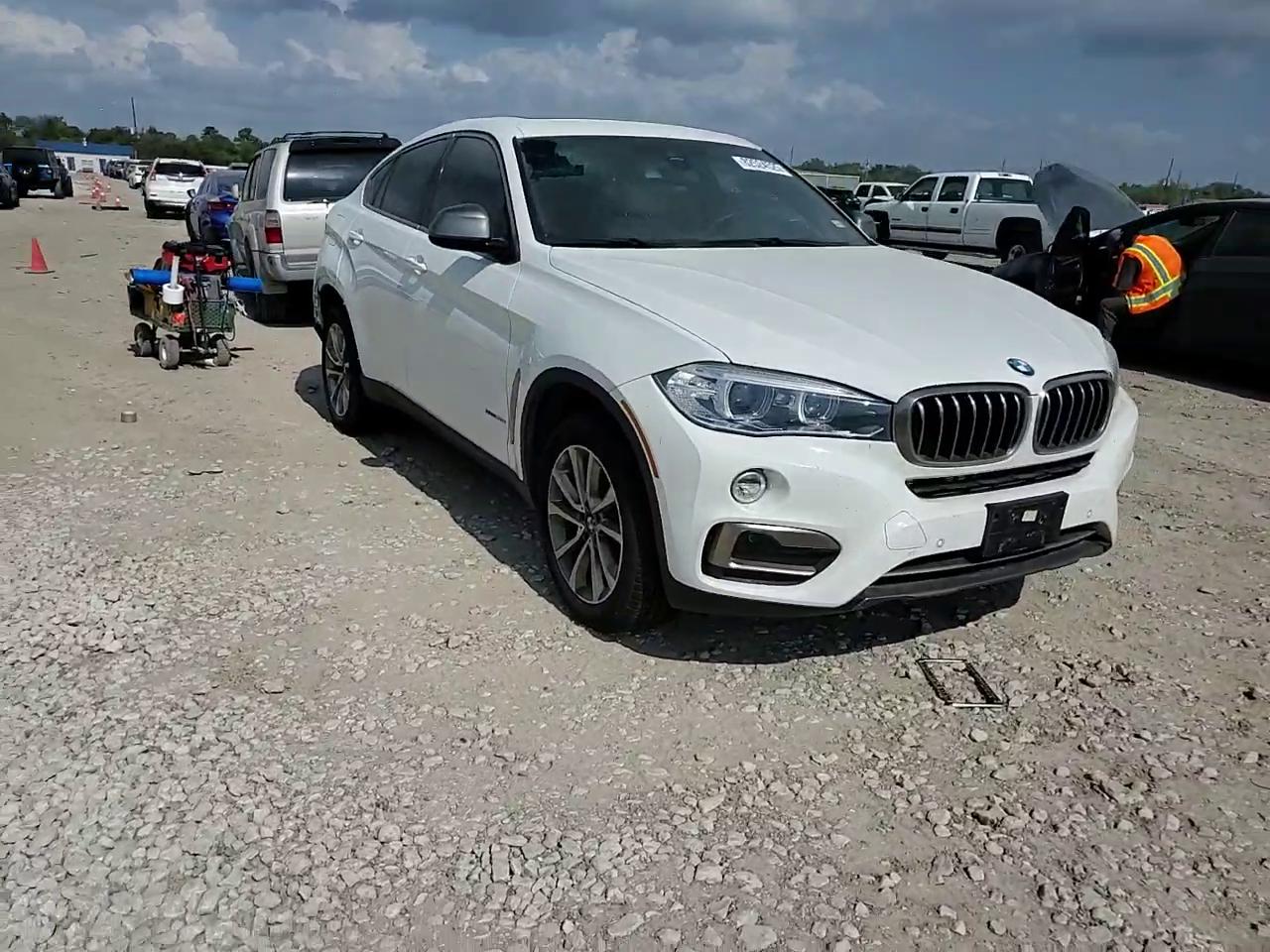 Фото: 5UXKU0C55J0G81344