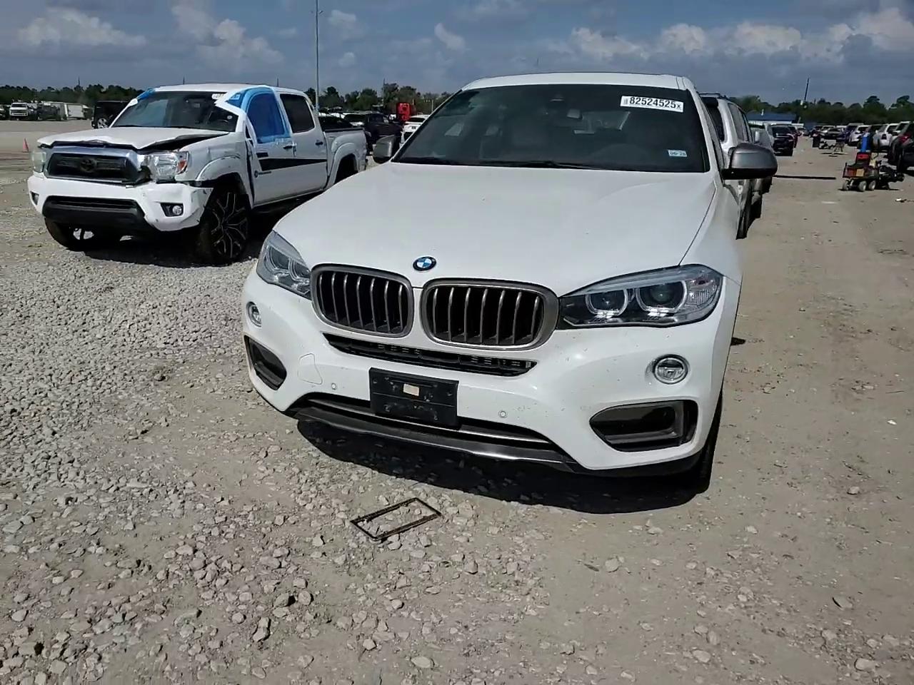 Фото: 5UXKU0C55J0G81344