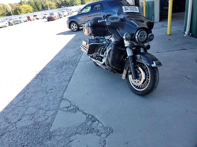 2012 Harley-Davidson Flhtcu Ultra Classic Electra Glide VIN: 1HD1FCM18CB662021 Lot: 84735255
