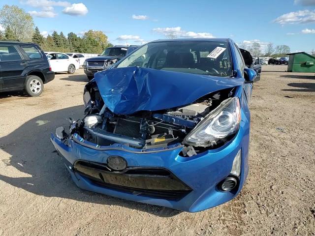 2015 Toyota Prius C VIN: JTDKDTB3XF1577630 Lot: 89702925