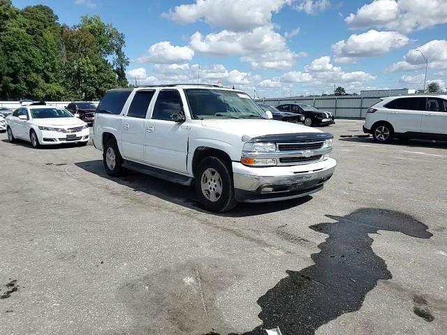 2006 Chevrolet Suburban C1500 VIN: 1GNEC16ZX6J125056 Lot: 81976985