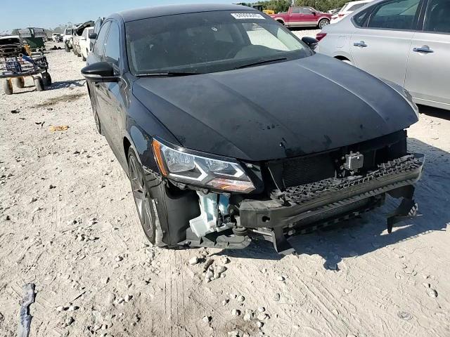 2018 Volkswagen Passat S VIN: 1VWAA7A34JC020672 Lot: 84995645