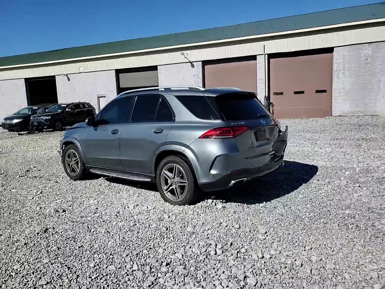 Фото: 4JGFB5KB4LA053729