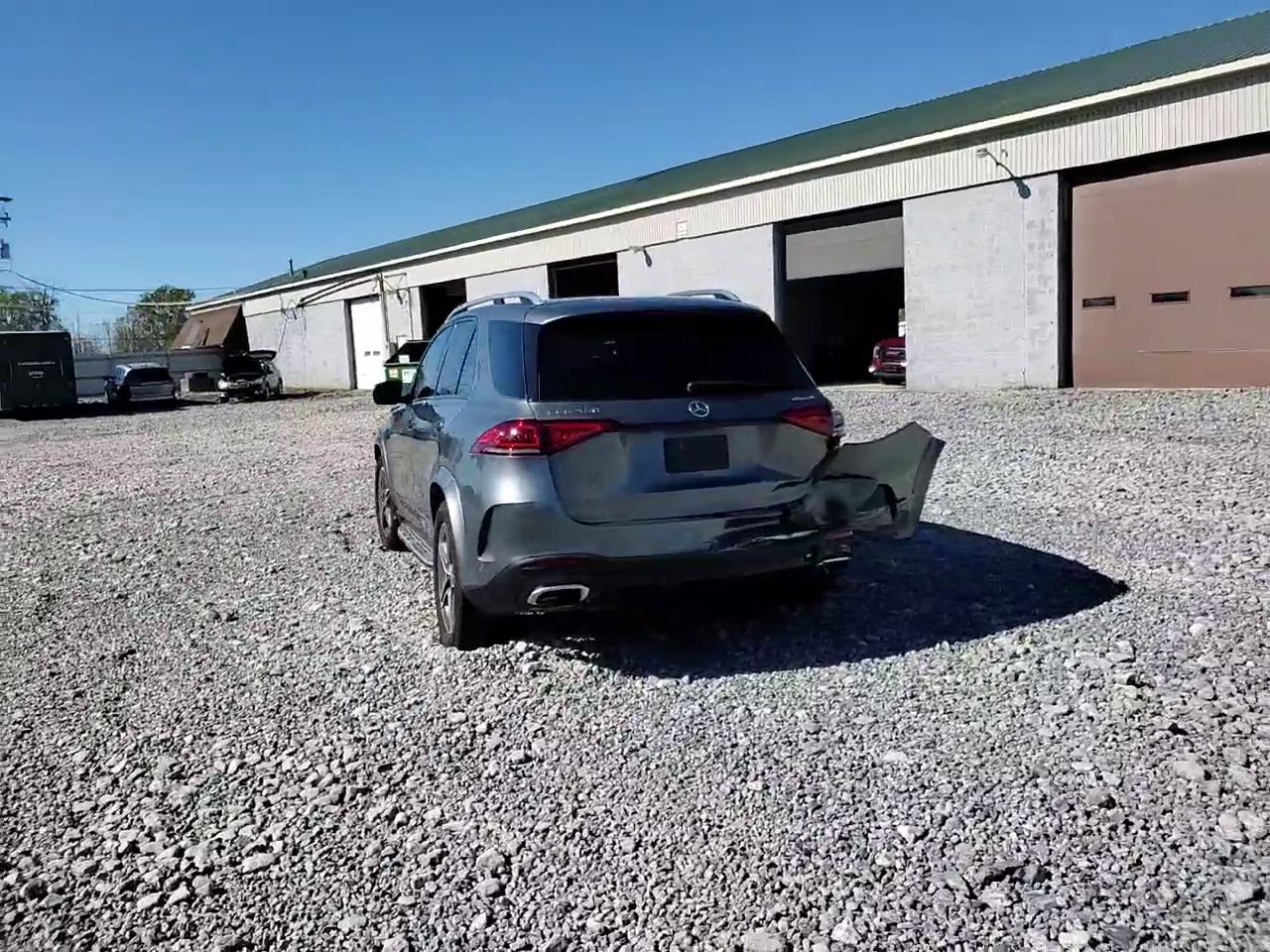 Фото: 4JGFB5KB4LA053729