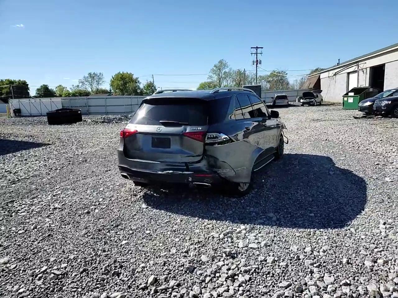 Фото: 4JGFB5KB4LA053729