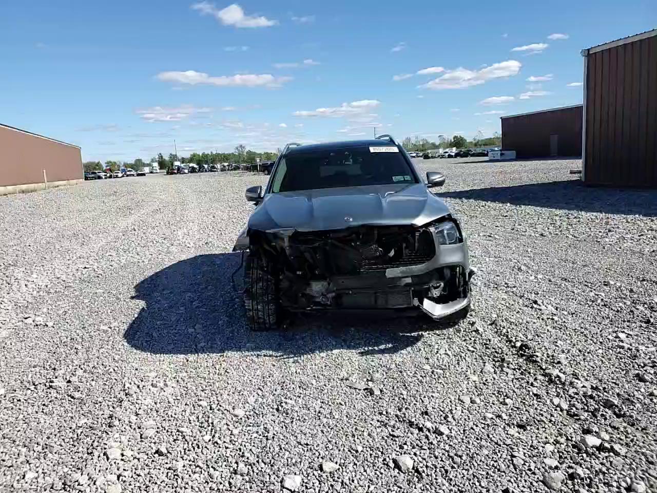 Фото: 4JGFB5KB4LA053729