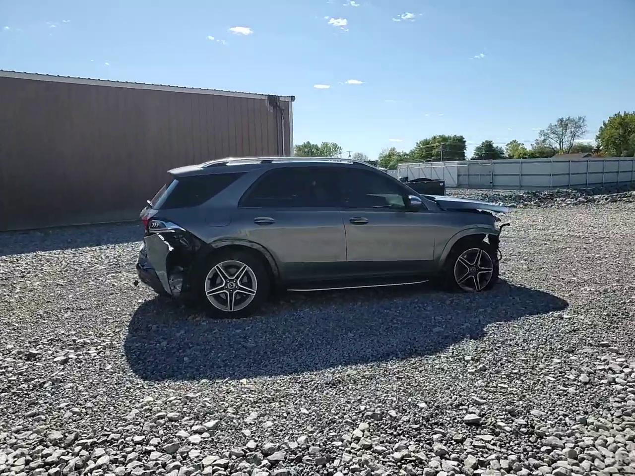 Фото: 4JGFB5KB4LA053729