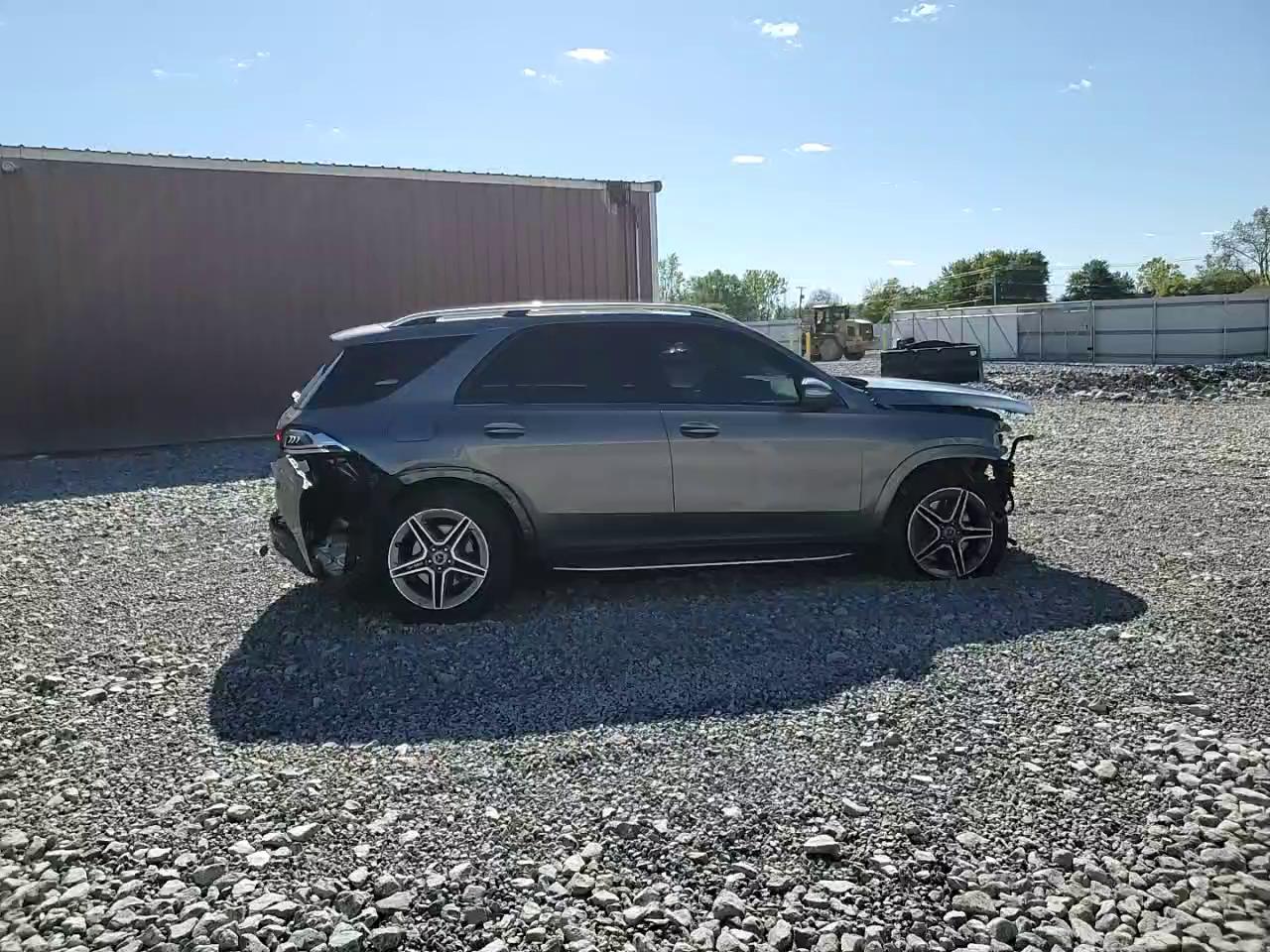 Фото: 4JGFB5KB4LA053729